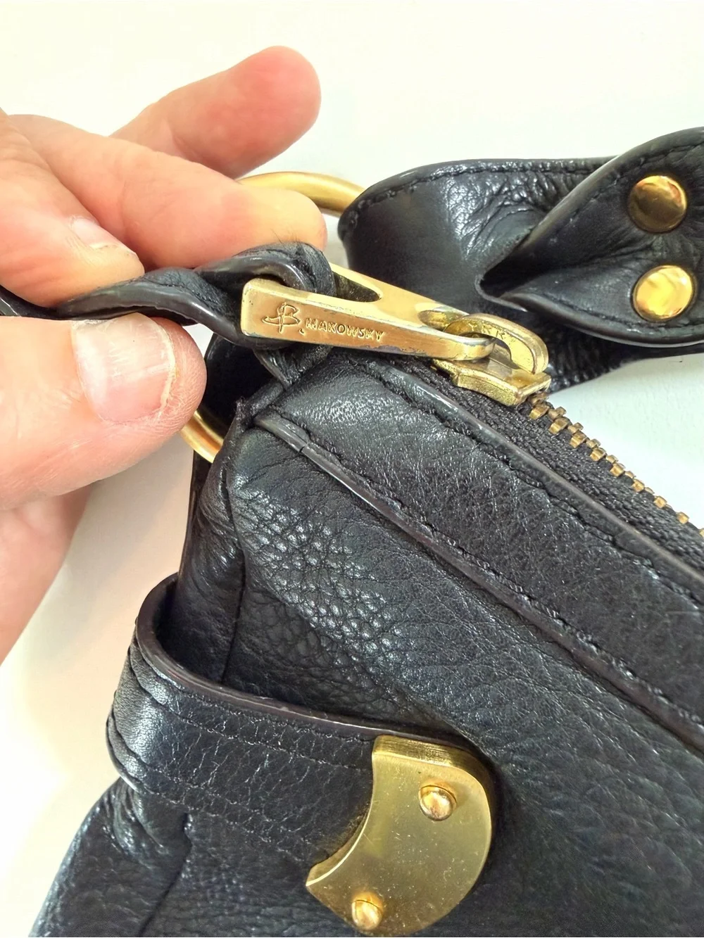 B Makowsky Black Pebbled Leather Slouchy Hobo Bag Gold Cargo Pockets